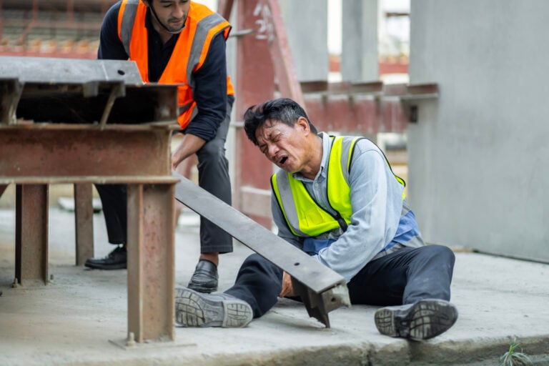 Lesiones por accidentes laborales en la construcción | Los Ángeles, California | Llame al 213-814-1020